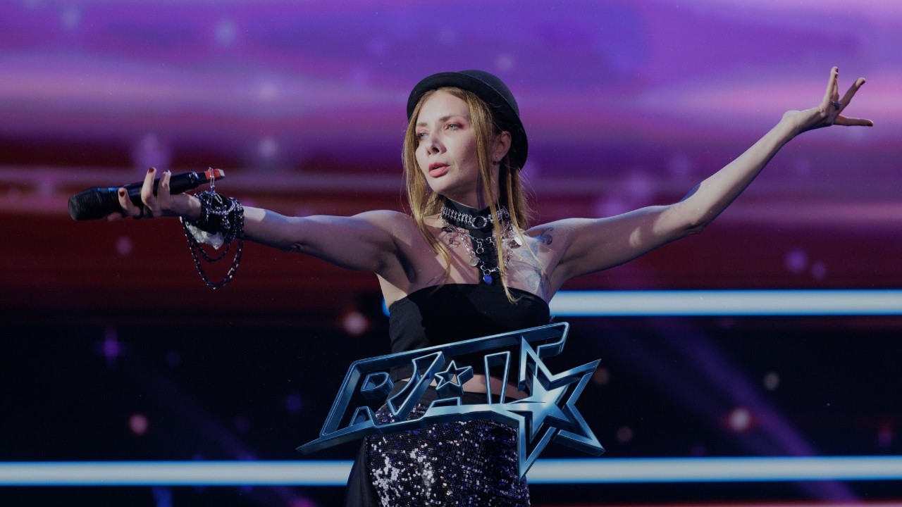 Anastasia Suru a adus pe scenă un gen muzical deosebit: neotango | Rom&acirc;nii Au Talent S16