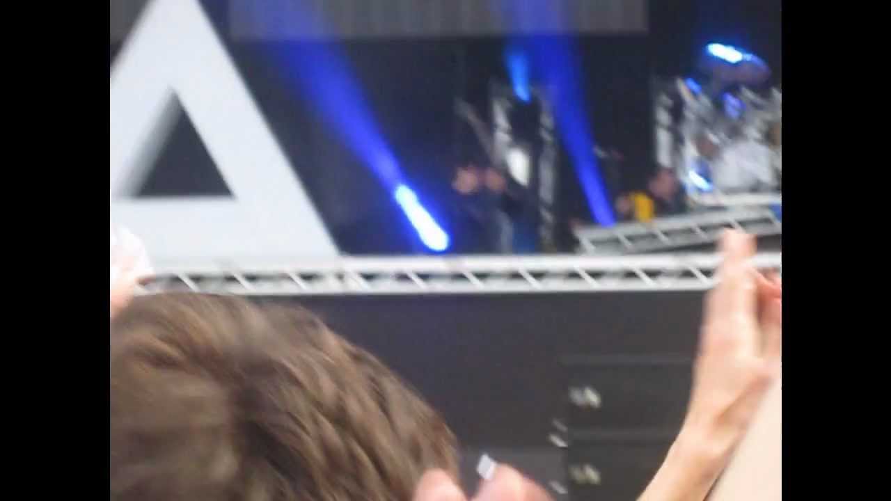 30 Seconds To Mars - Vox Populi [Live @ Pinkpop 2011]