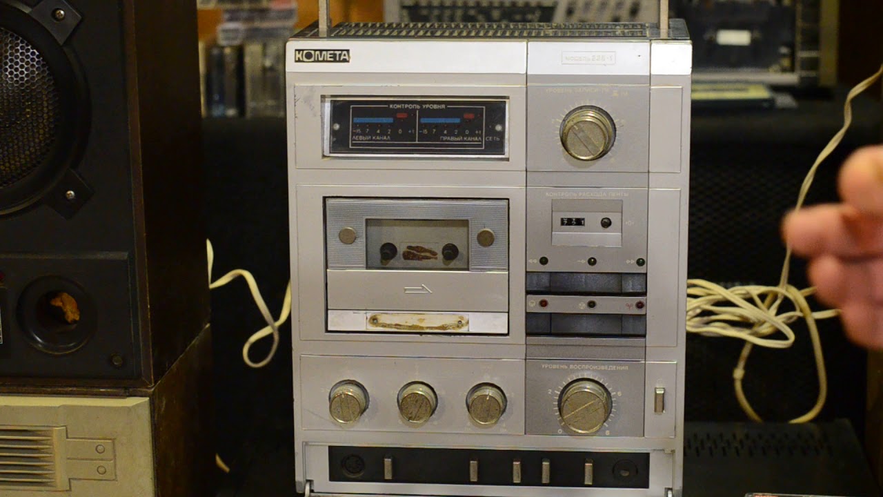 Стереофонический магнитофон 