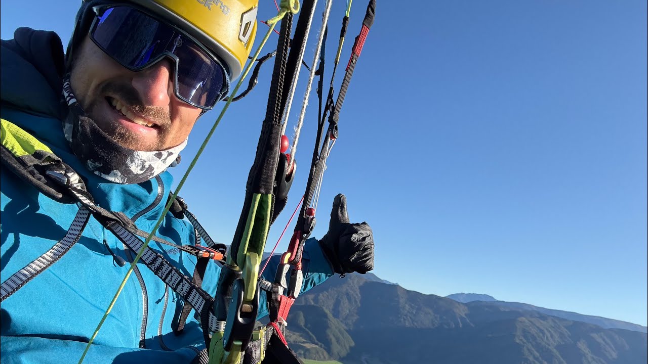 Paragliding adventure on Takaka Hill, NZ