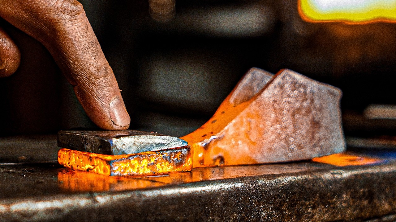 How I Forged a Small Carving Adze from Scratch