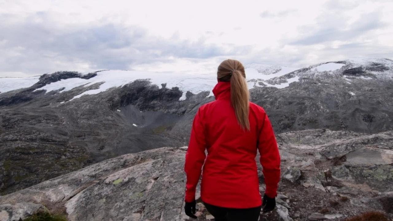 Come affrontare la montagna in sicurezza, il Soccorso alpino contro i turisti improvvisati