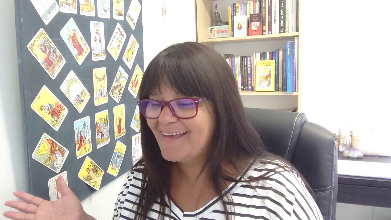 לימוד טארוט - שיעור תרגול קלפי טארוט