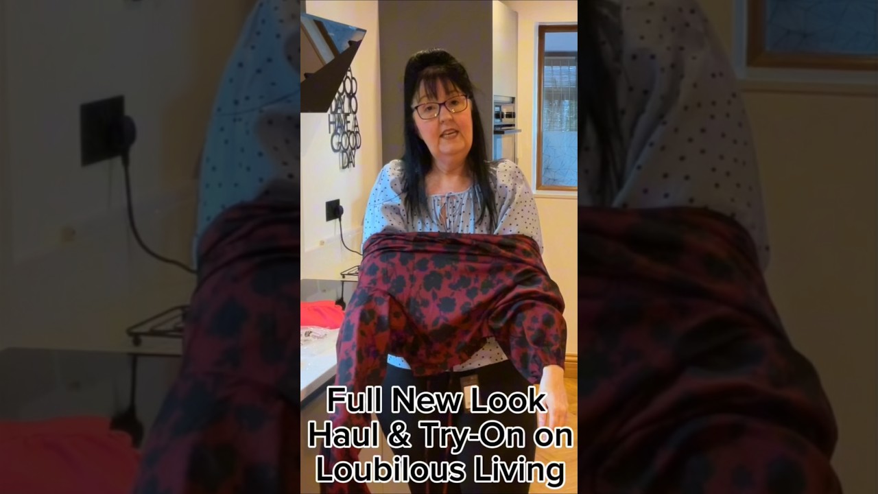 A New Look SALE Try-On Haul - Size 14/16 tops and dresses at bargain prices. 