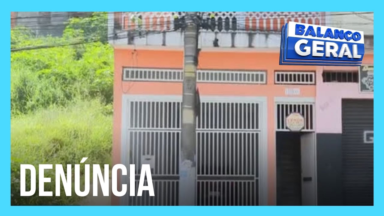 Empresa instala poste de energia em frente ao portão de garagem de família em SP