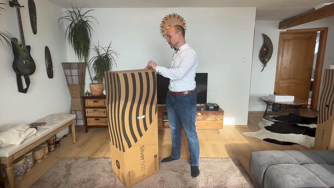 Unboxing: Monitor Audio Silver 500 7G
