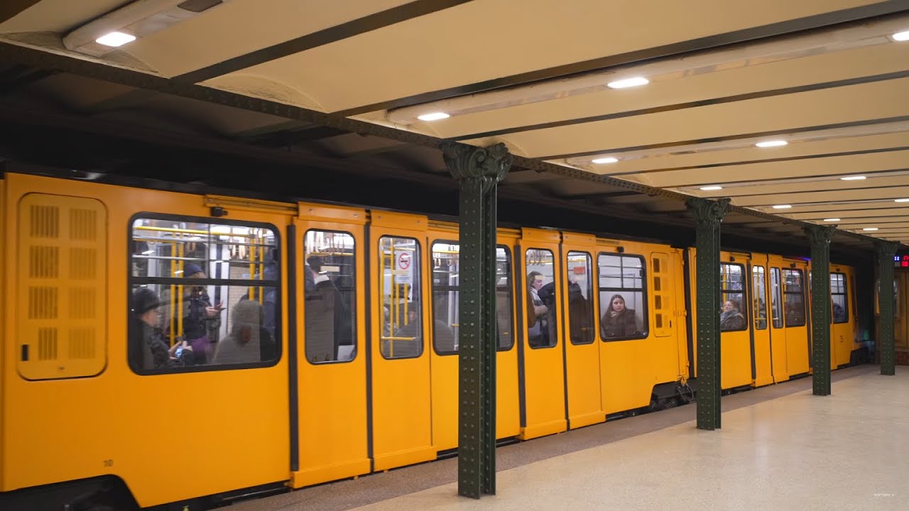 Hungary, Budapest, Metro night ride from Bajcsy-Zsilinszky to Oktogon