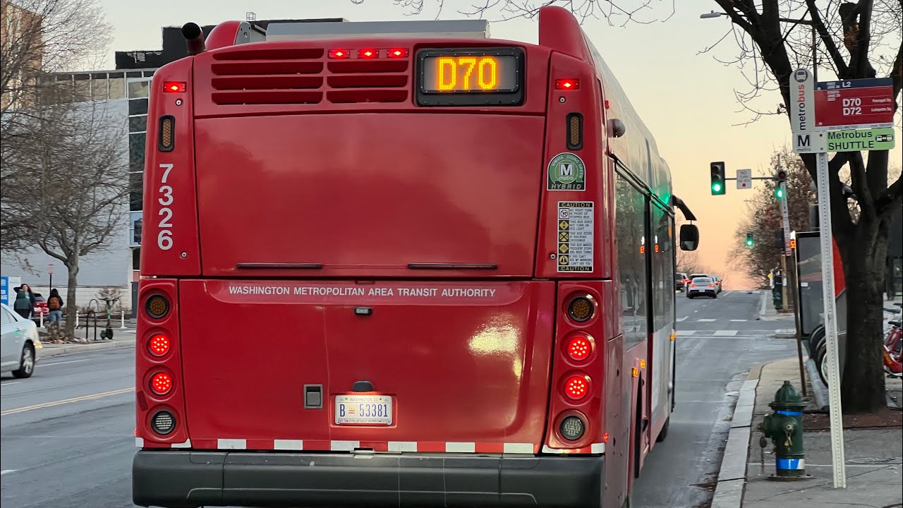 WMATA Metrobus: 2016 New Flyer XDE40 #7326 on route D70