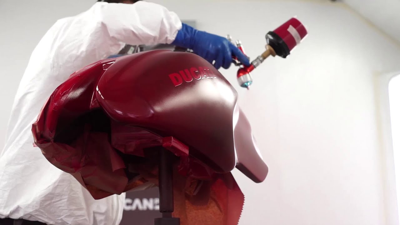 Wrapper Spray: L'innovazione nel Wrapping il CWR3-Moto Custom : Ducati serbatoio | WECANPRO