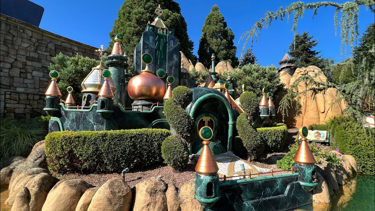 Storybook Land Canal Boats Full POV Ride at Disneyland Paris 2023  -  Le Pays des Contes de Fées