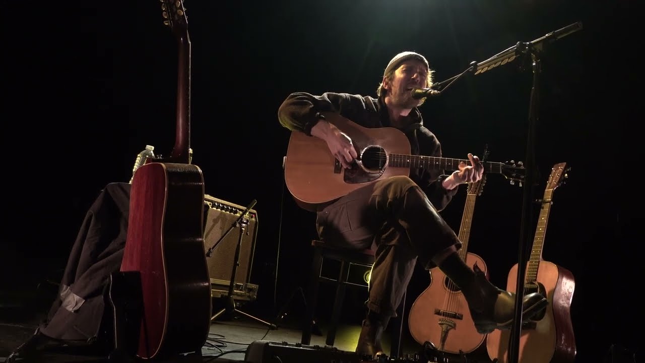 Robin Pecknold - Kept Woman (Bowery Ballroom, NYC 11/17/24)