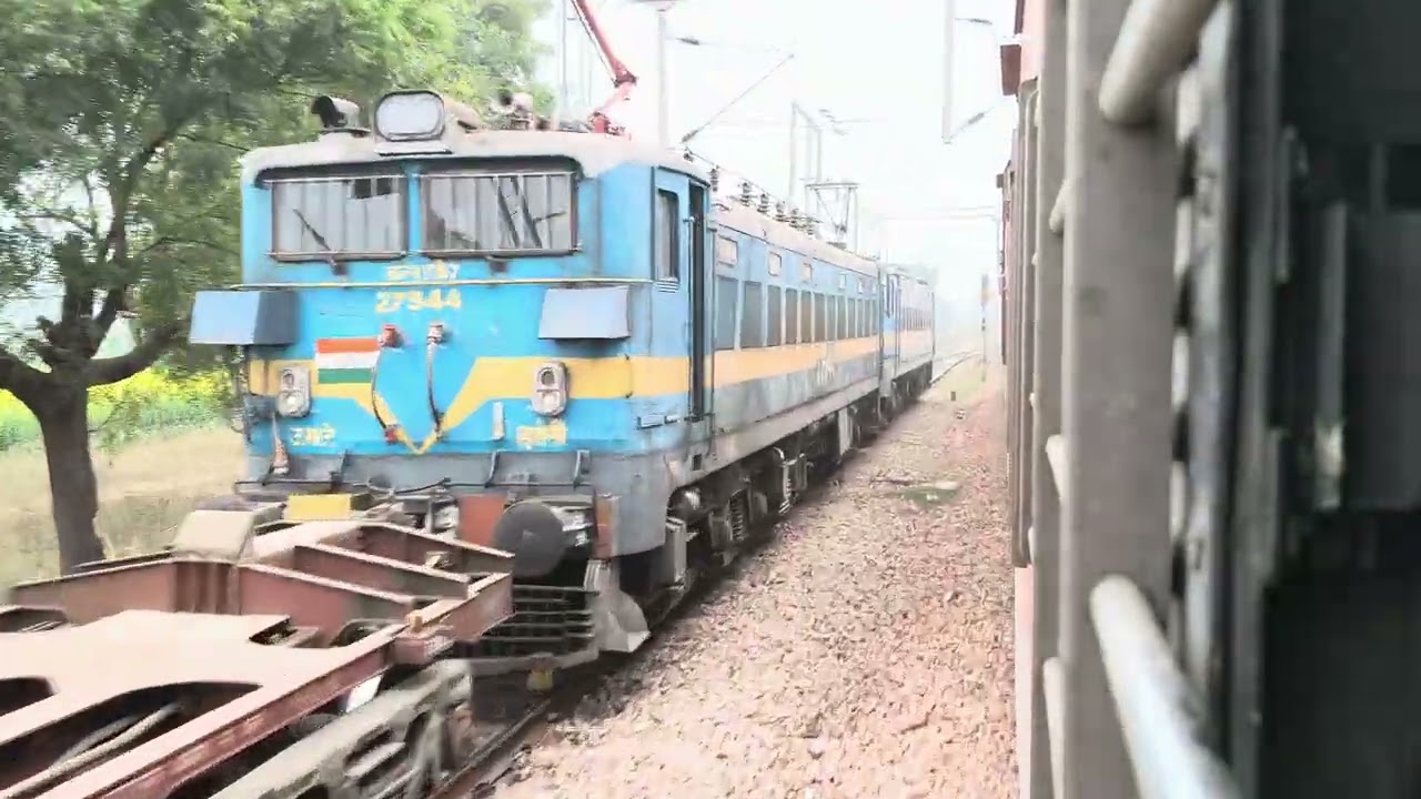 High Speed Action of Humsafar SF Express Special Train || 09448 Patna Ahmedabad Humsafar || IRailway
