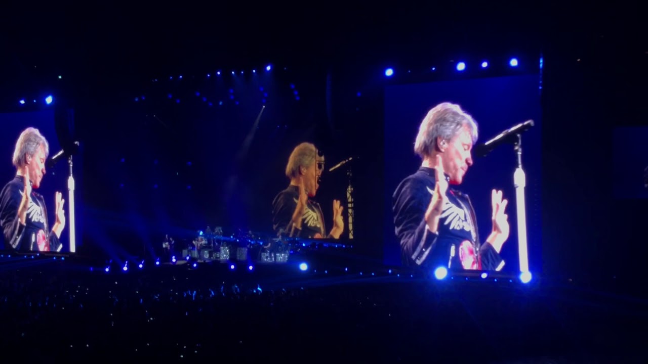 Bon Jovi Live at Osaka,Japan2018 Roller Coaster～Jon's Fault間違えちゃいました