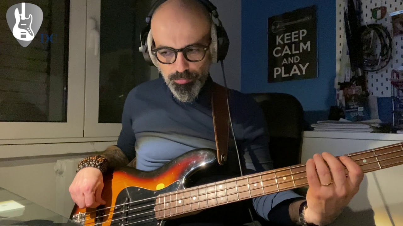 Don't look any Further - DENNIS EDWARDS (Bass Cover) 