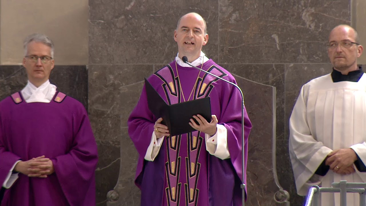 Pontifikalrequiem und Beisetzung von Bischof em. Paul-Werner Scheele