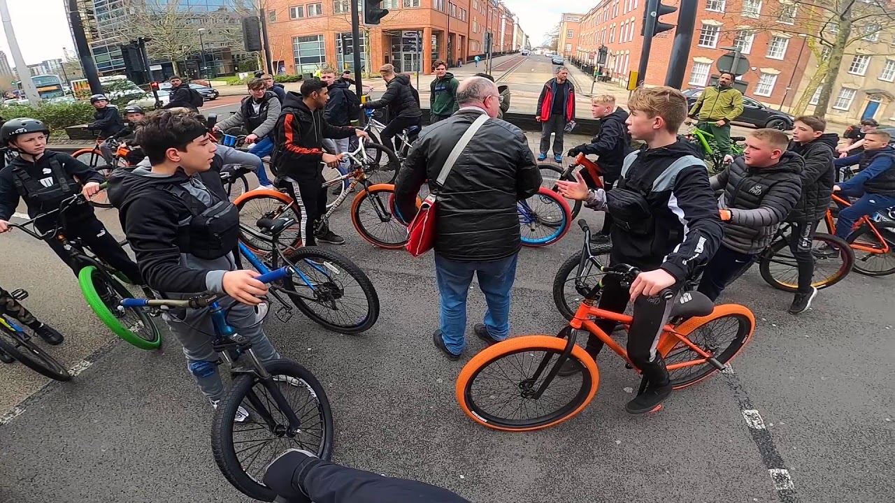 BRISTOL RIDEOUT W/MAFIA BIKE RIDERS!! - WHEELIE BOYZ