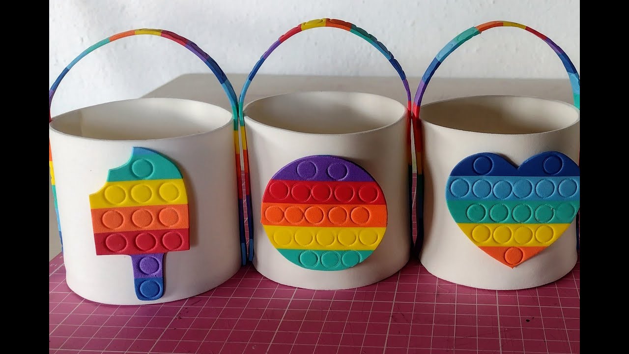 lembrancinha para festa tema (Fidget Toy pop it)