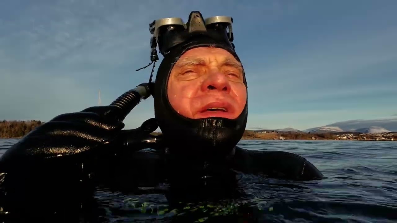 DS HJØRUDNFJORD GJEKK PÅ GRUNN  PÅ HANKANE JULEAFTAN 1910