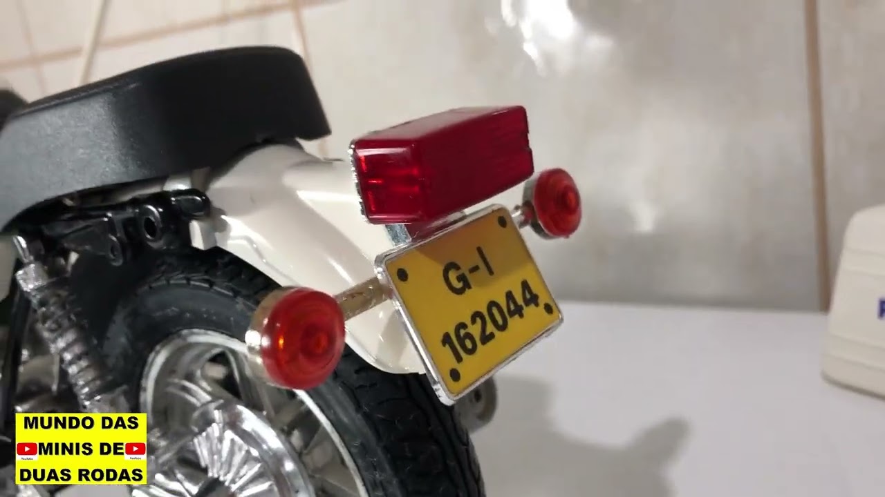 Miniatura Moto YAMAHA POLICE -  Escala 1:6 - Super Bike Guiloy. (Vídeo 2/2)