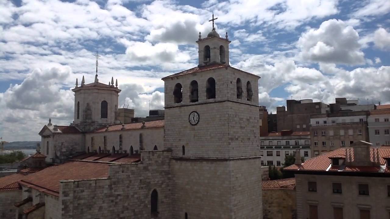 Campañas de la Catedral de Santander. By Mario