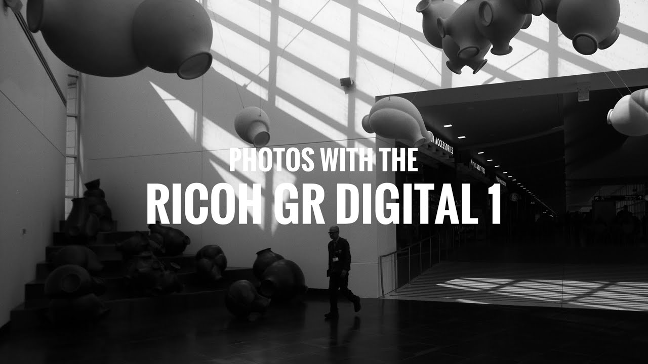 Ep.26 Black & White Street Photography (with the Ricoh GRD1)