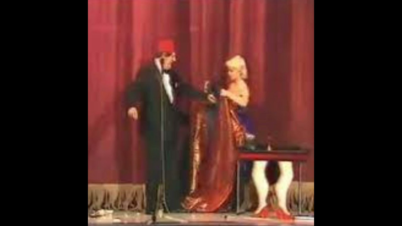 Tommy Cooper Dies On Stage