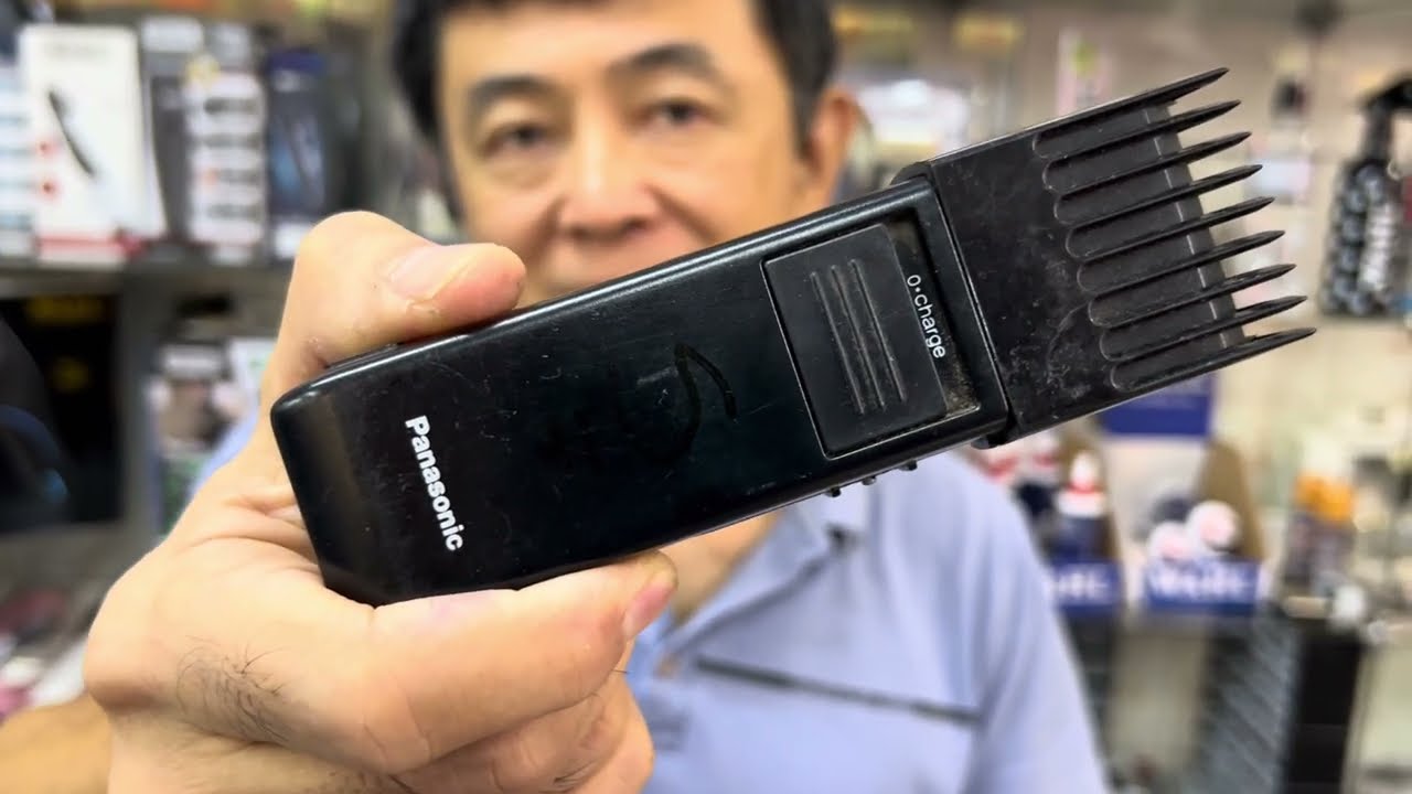 Телевизор Panasonic ER 389 с плохим соединением.