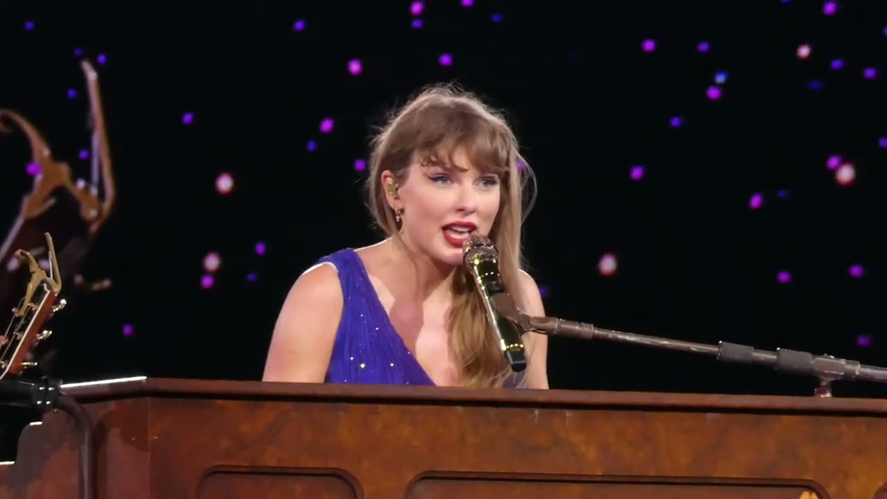 Taylor Swift sings &ldquo;Long Live&rdquo;/&ldquo;New Year&rsquo;s Day&rdquo; on final night of Eras Tour