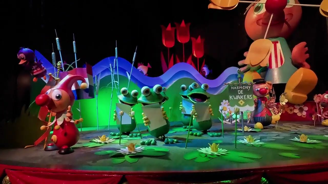 Hij is er weer!! Carnaval Festival: De Gezelligste Familieattractie in de Efteling!