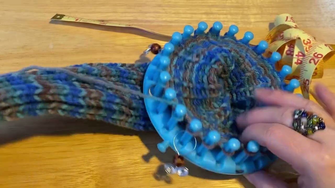How to Loom Knit Tube Socks 