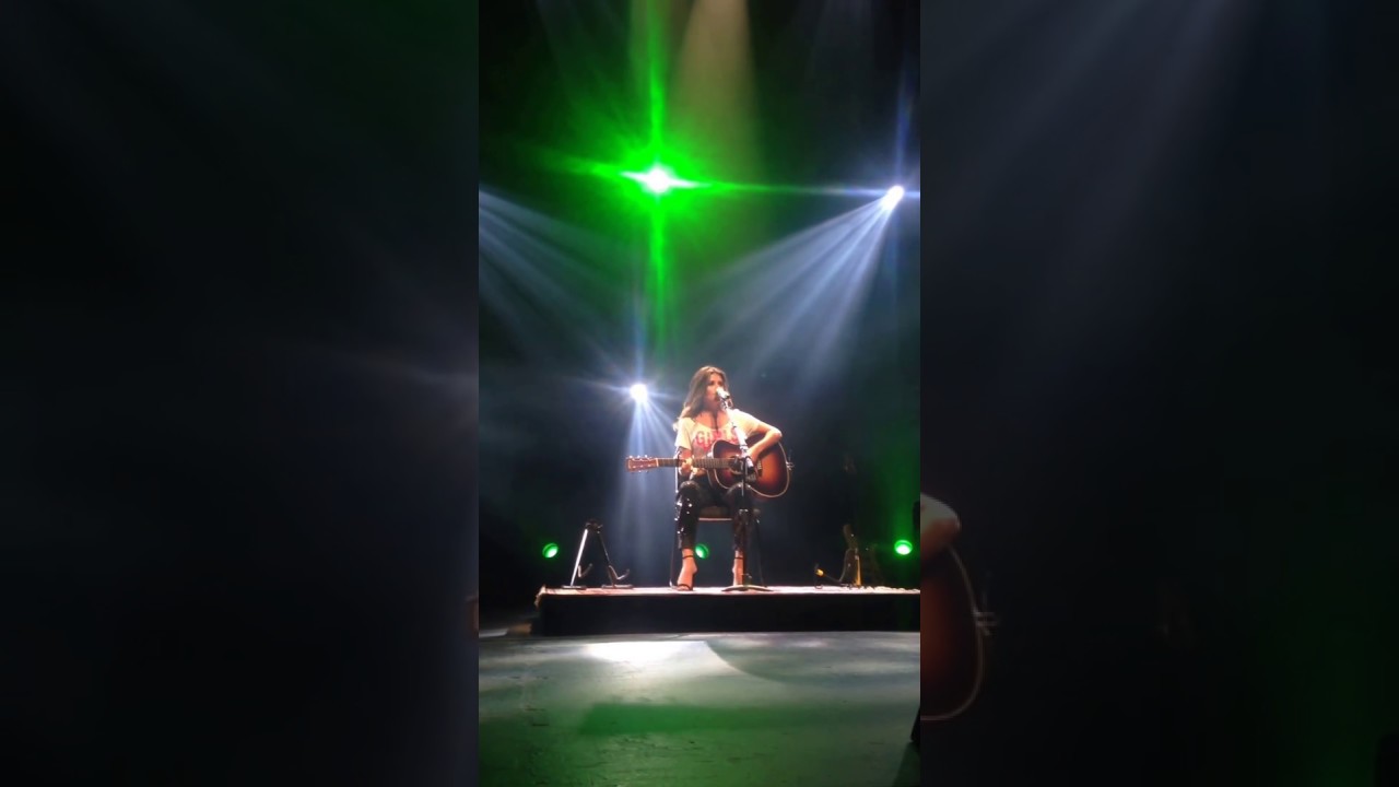 Paula Fernandes - turn&ecirc; &ldquo;Ac&uacute;stico &ndash; Voz e Viol&atilde;o&rdquo; - The Boxer