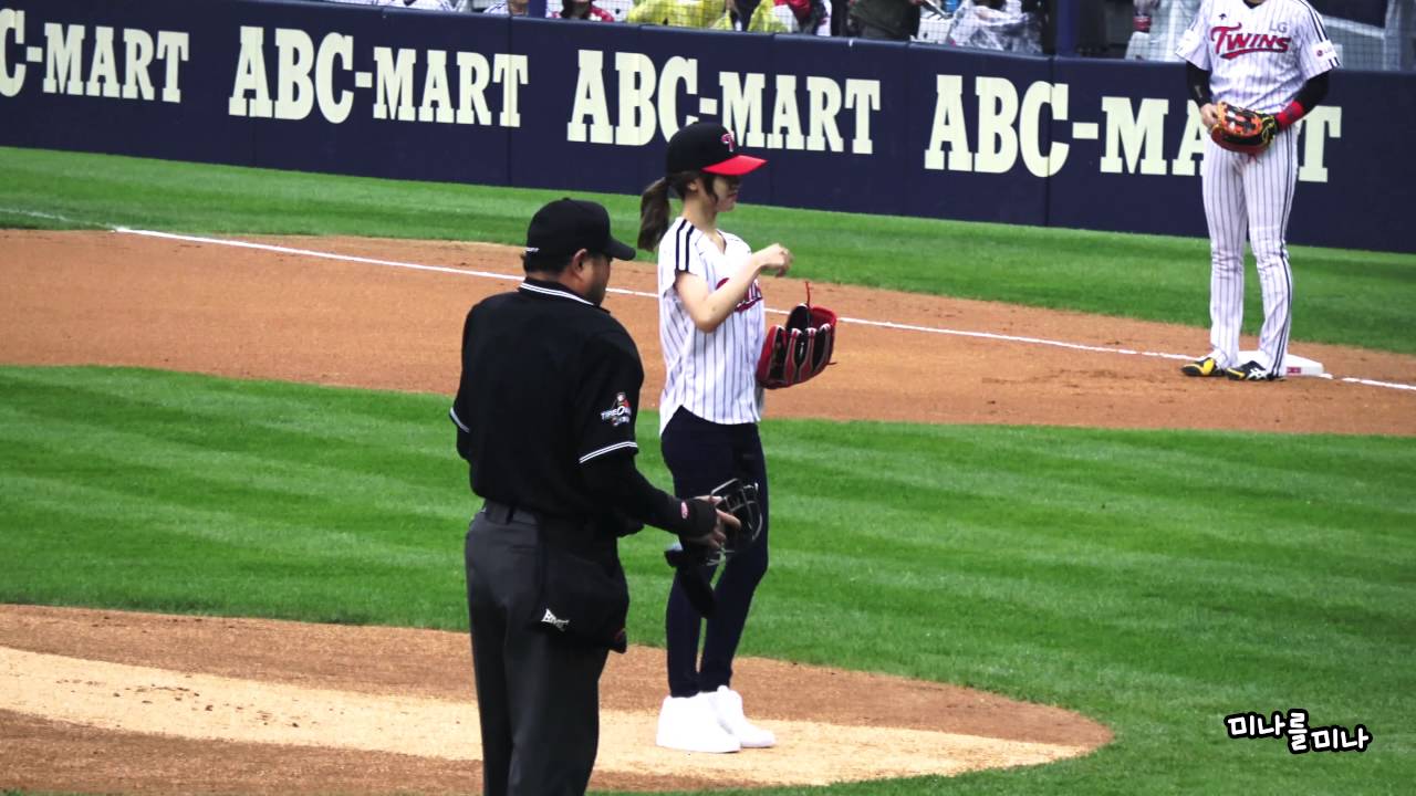 161016 준플레이오프 3차전 미나 시구 직캠