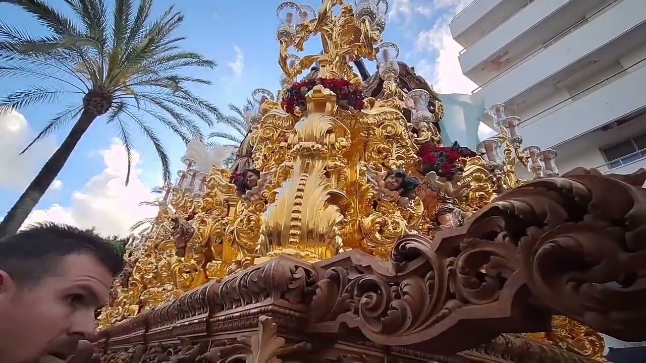 Hermandad de la paz de Fátima por la plaza arenal