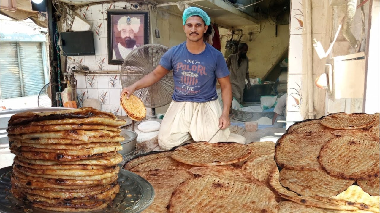 SHEERMALL RECIPE || کمرشل شِیر مال ریسیپی || Allah Wala Sheermall Recipe By Tahir Mehmood Food