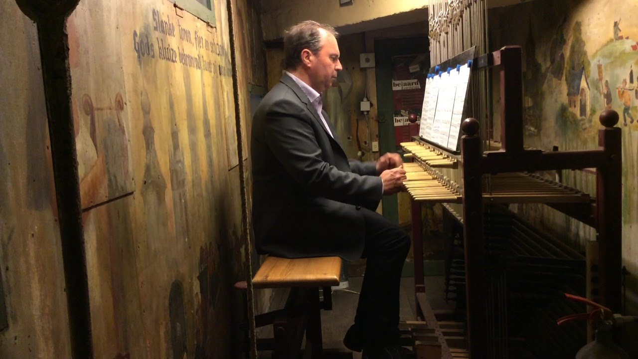Live stream beiaardconcerten Izegem: KOEN COSAERT, STADSBEIAARDIER