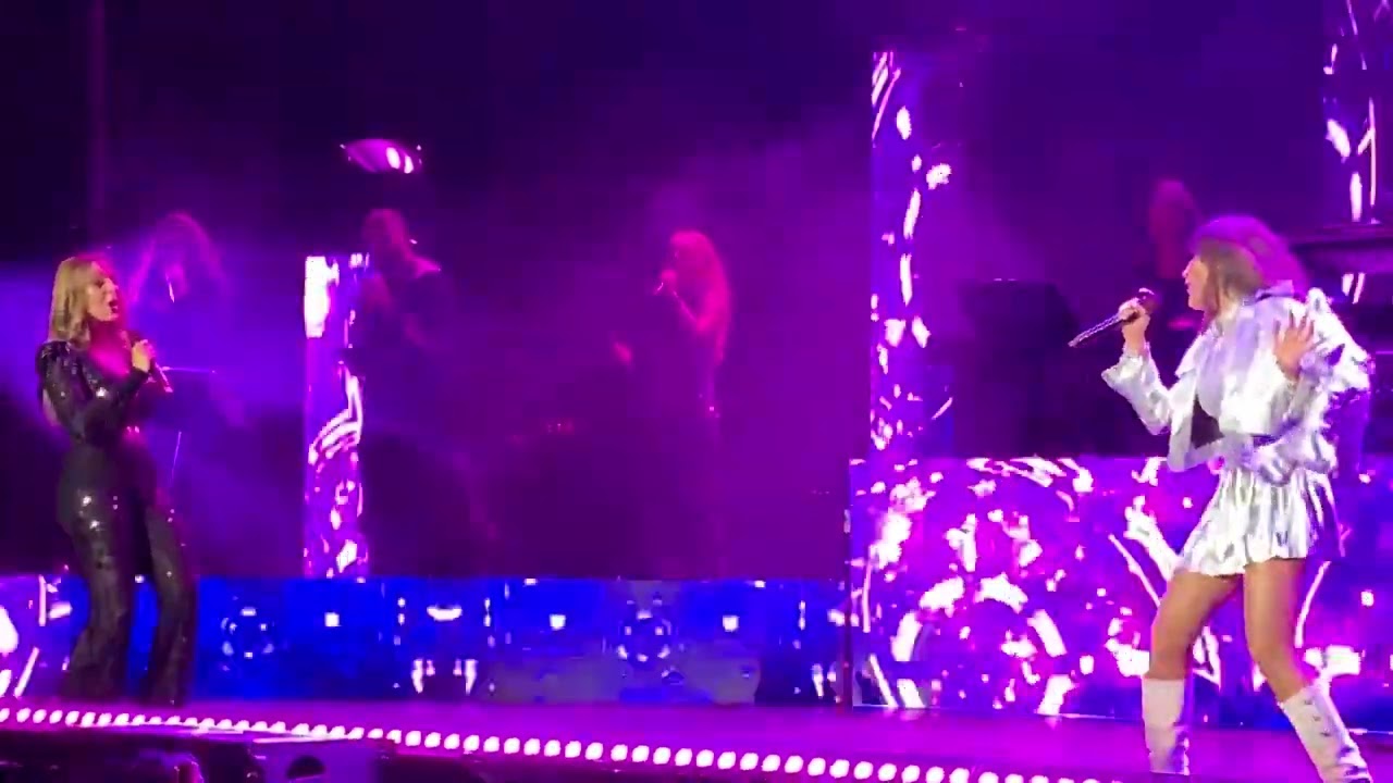 Gloria Trevi Mónica Naranjo Mashup 5 Minutos Tu y Yo Volvemos al Amor en directo Starlite