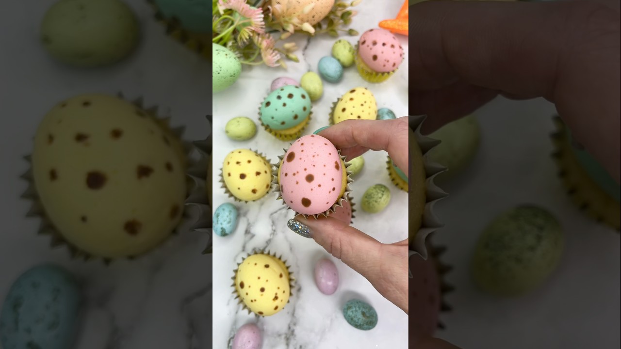 Mini egg cupcakes 🧁 