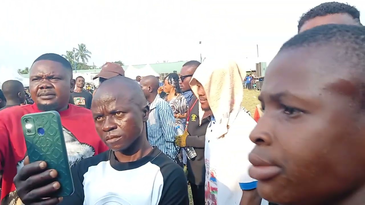 IKA MUSICIAN ONWEMADU PERFORM LIVE IN IKE SPACO BURIAL WE MISS YOU 😭😭😭😭😭