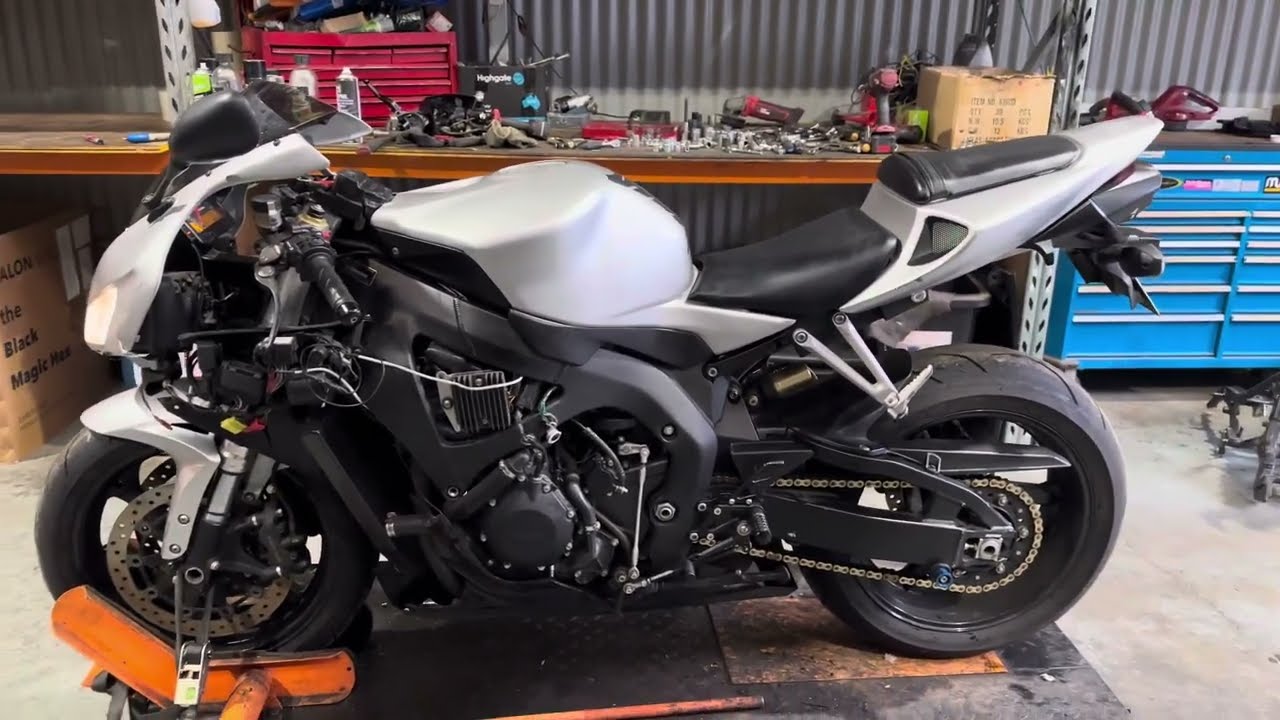 Honda CBR1000RR 2007 test run for parts dismantle salvage walk around exhaust sound
