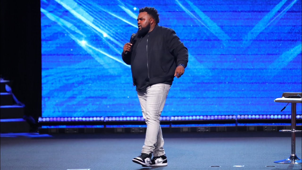 Tim Shropshire performing at World Changers Church (Dr. Creflo Dollar)