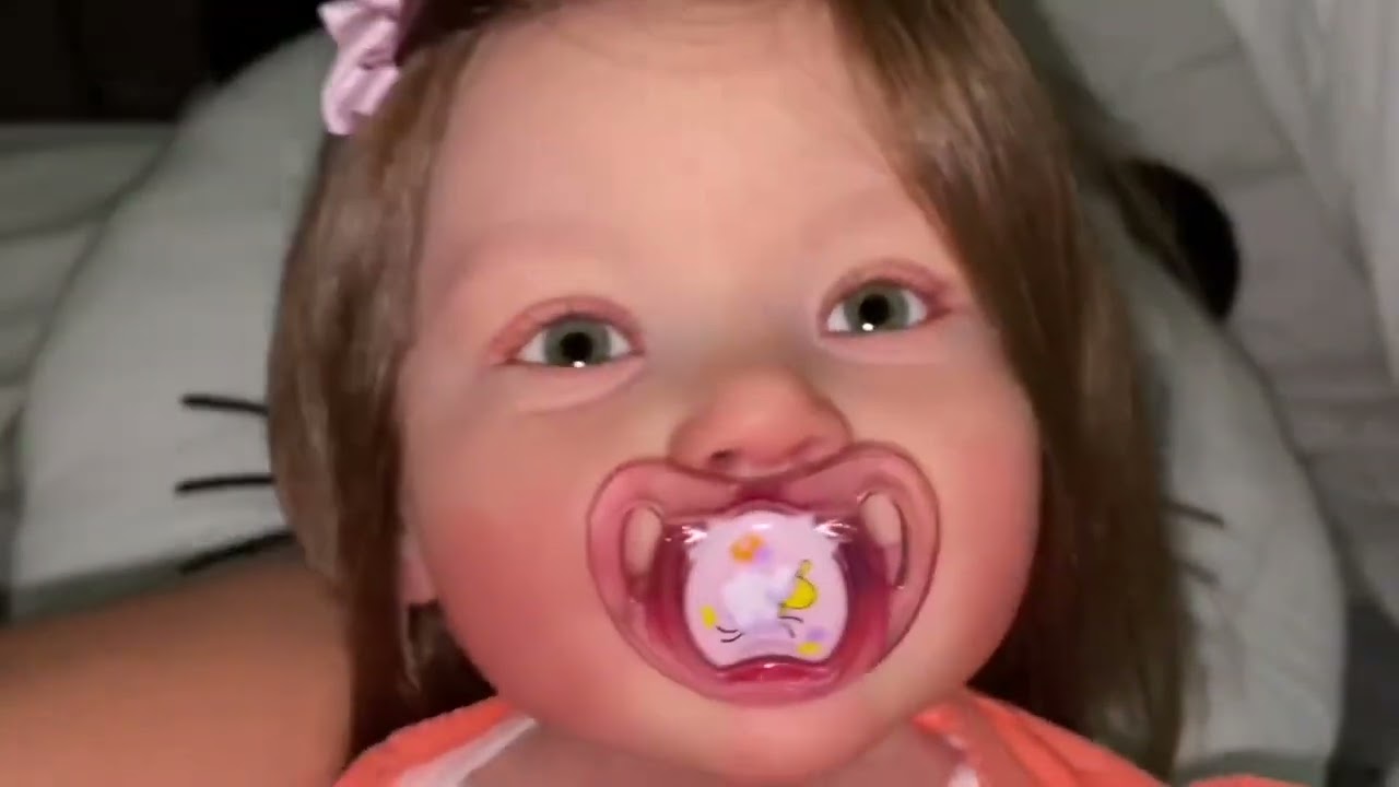 Reborn baby doll / summer Night Kit Cammi