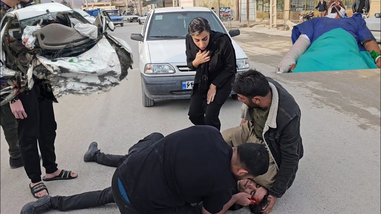 Ali's serious accident. On the way to his childhood love Maryam.