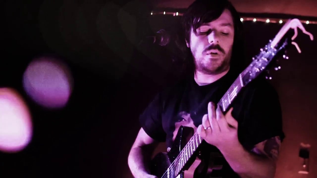 Kurt Travis- Desperate (solo)