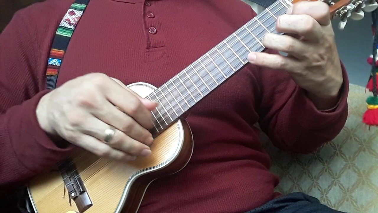 Los Reyes Magos - charango solo