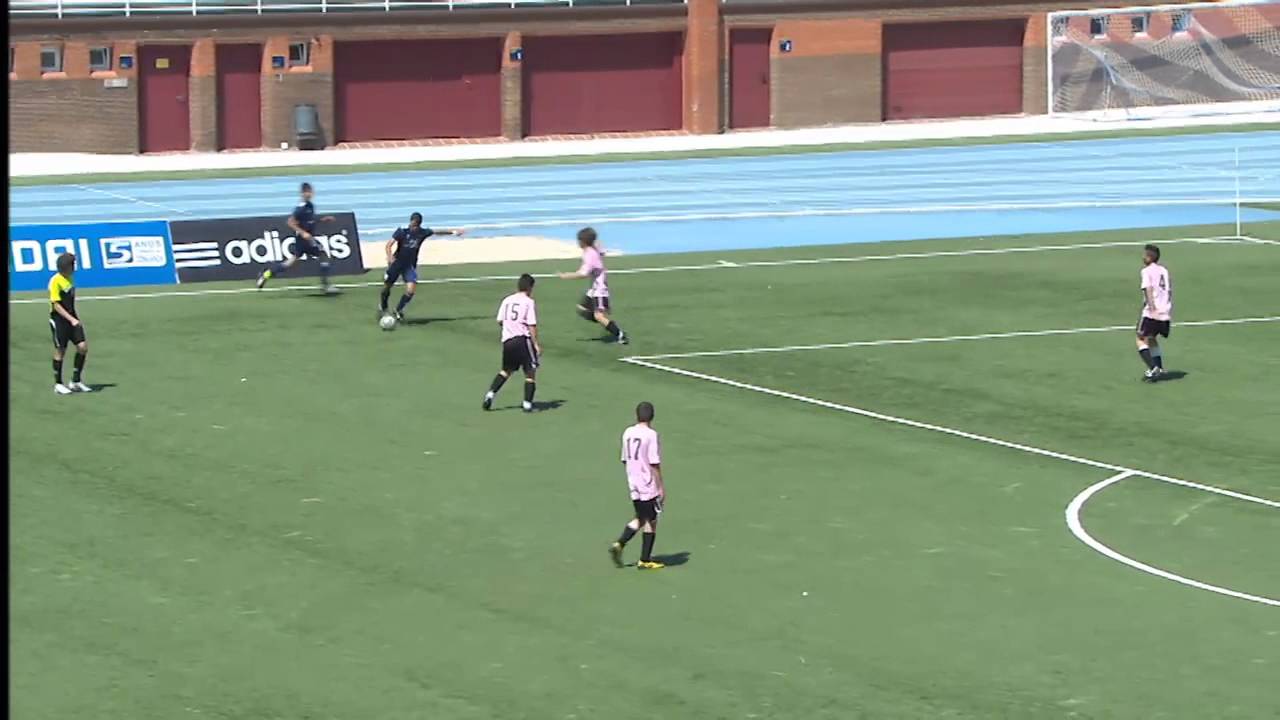 Los cracks juegan al fútbol de maravilla