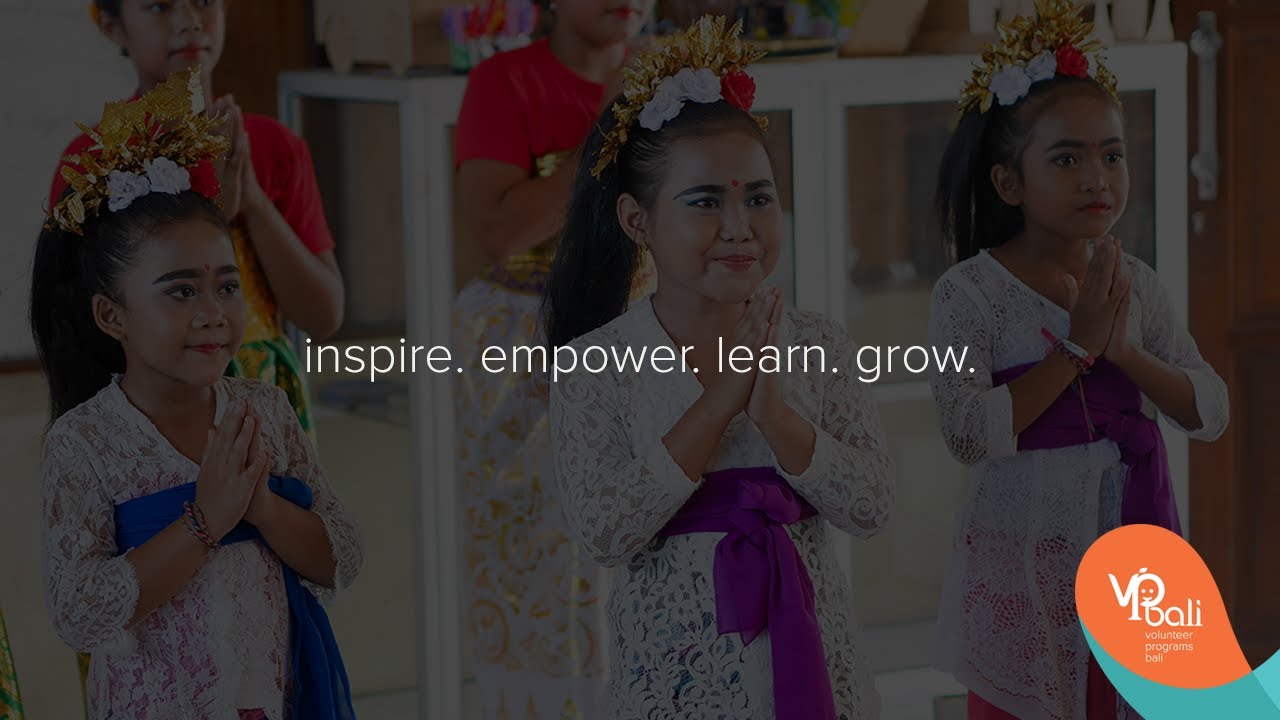 Volunteer Programs Bali, teaching English to children of Bali.