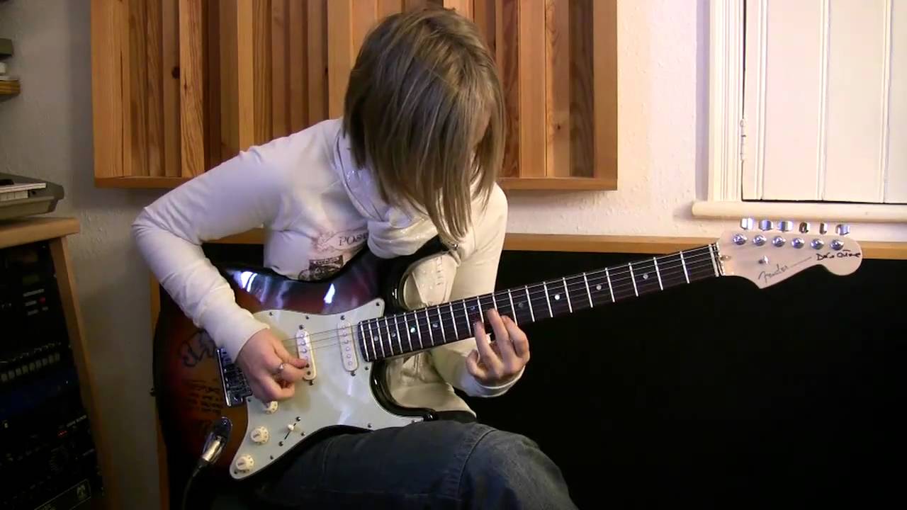 Jess Lewis - 'Feeling Fine' (Alex Hutchings Cover)