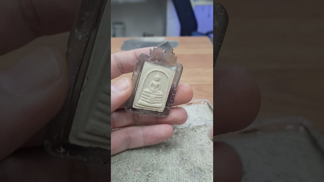 Removing of old acrylic casings
