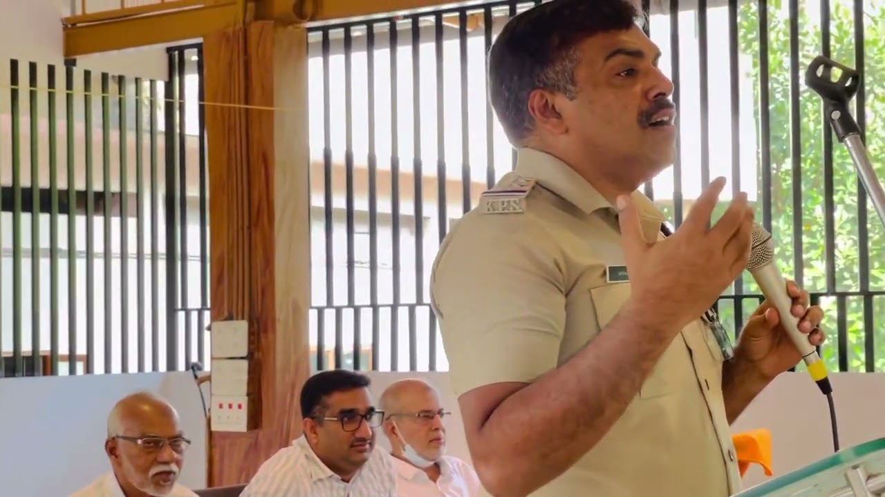 M.E.S PUBLIC SCHOOL -PANOOR💐💐💐