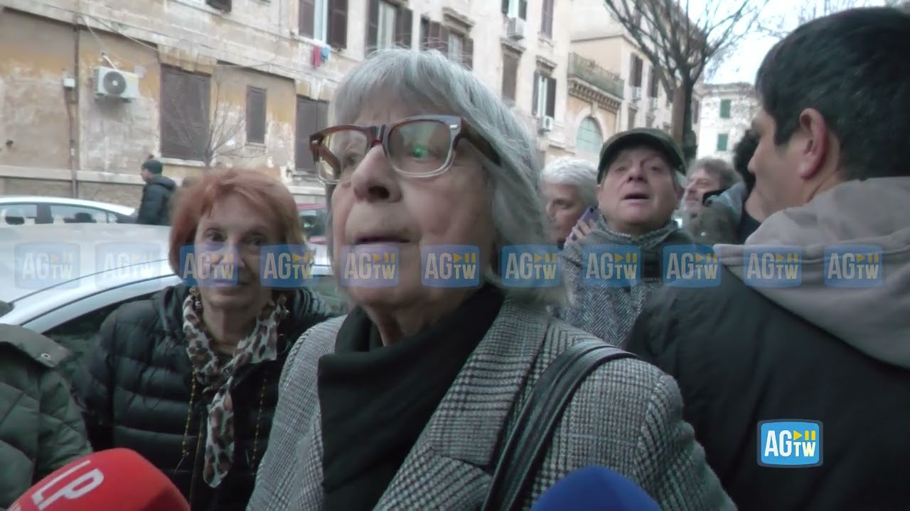 Roma, svastiche nel quartiere Testaccio. Paola Cortellesi manda un messaggio di solidarietà e vicin
